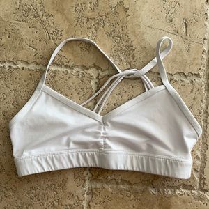 Alo yoga sports bra
